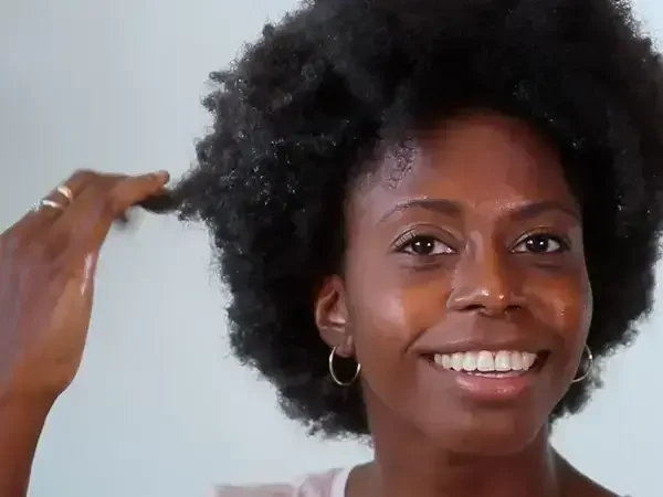 Davines Cómo tener un cabello y cuero cabelludo sanos Cómo tener un cabello y cuero cabelludo sanos